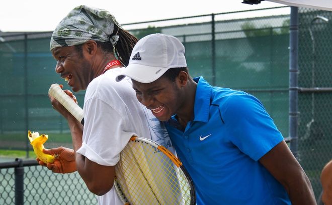 面对各方力 面对各方力