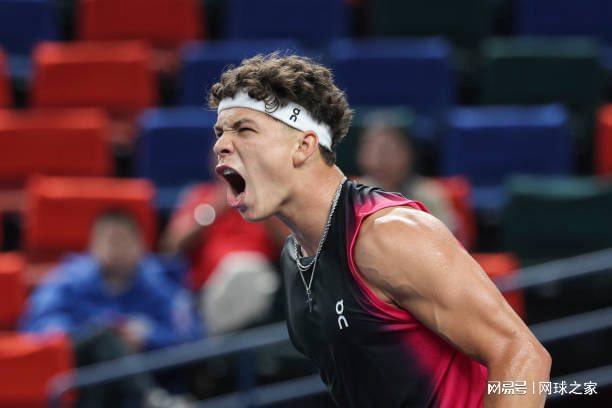 比赛的进攻 比赛的进攻